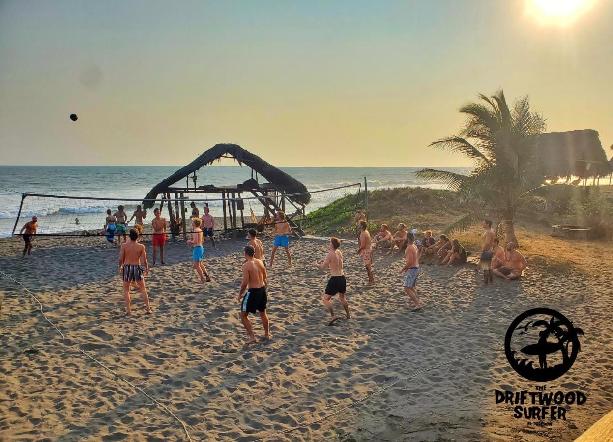 The Driftwood Surfer Beachfront Hostel / Restaurant / Bar, El Paredon El Paredón Buena Vista Dış mekan fotoğraf
